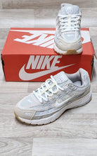 Load image into Gallery viewer, Shoes