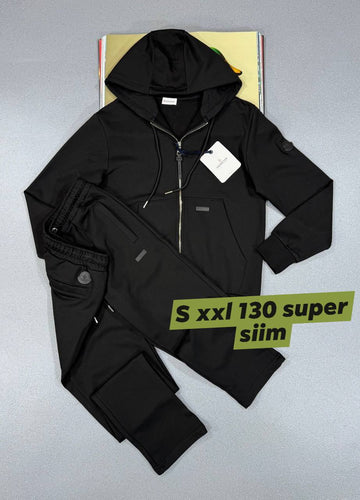 Tracksuit men