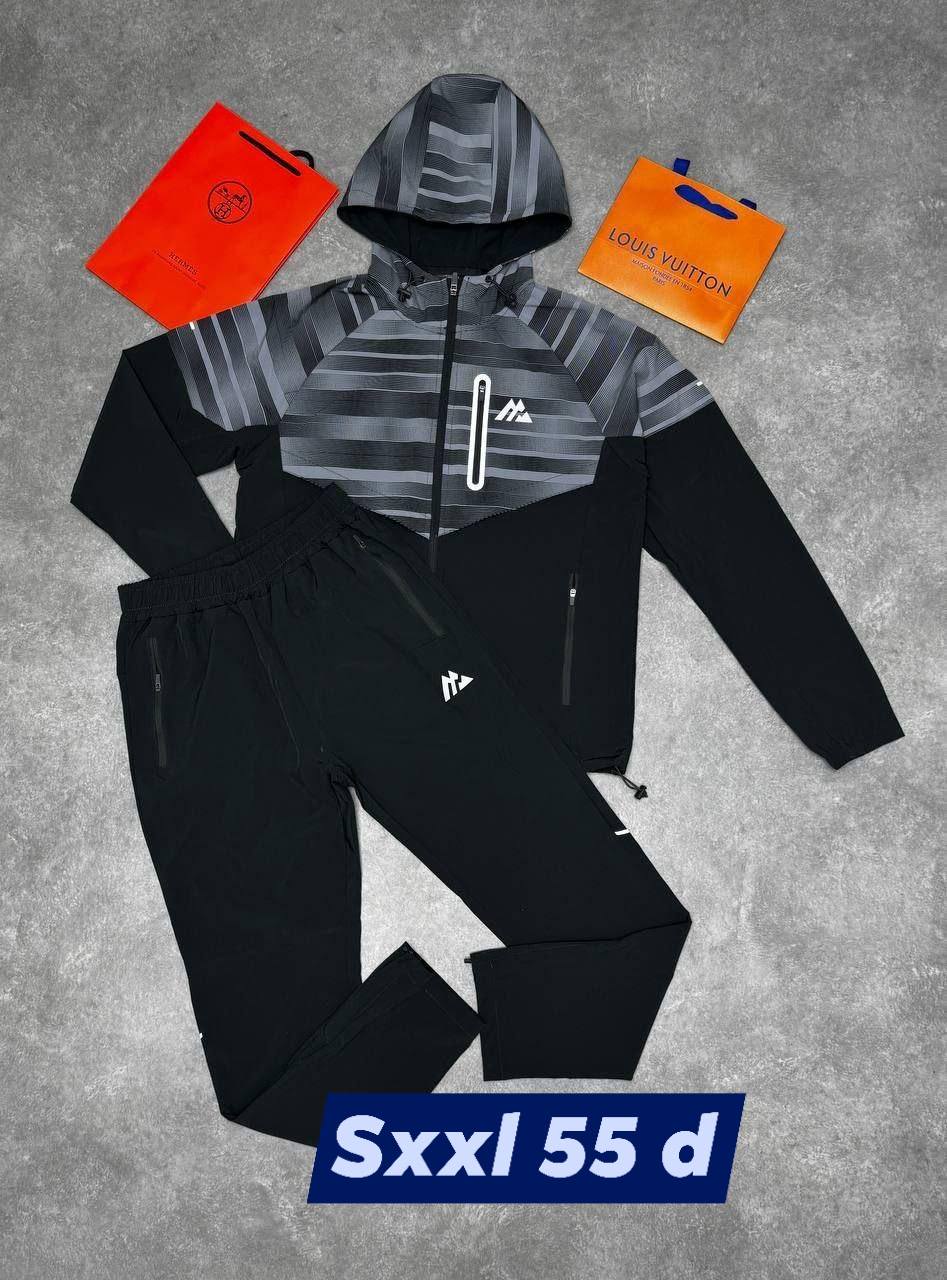 Tracksuit men