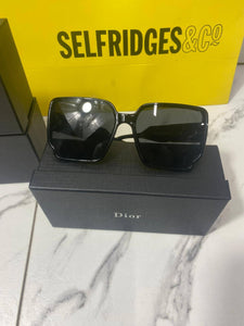 Sunglass
