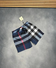 Load image into Gallery viewer, Short
