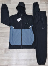 Load image into Gallery viewer, tracksuit men