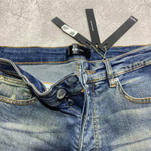 Load image into Gallery viewer, Jeans