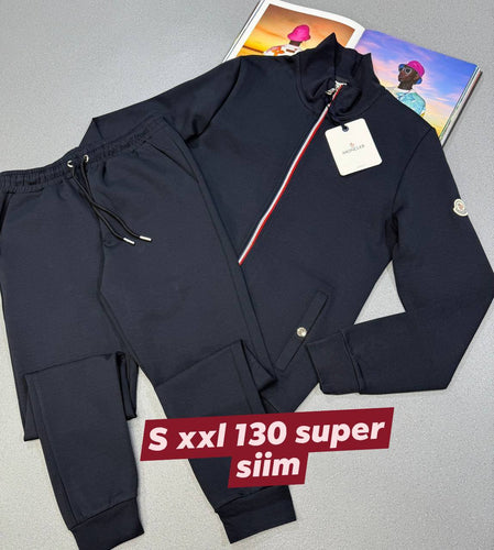 Tracksuit men