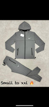 Load image into Gallery viewer, Tracksuit men