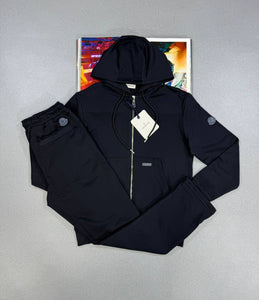 Tracksuit men