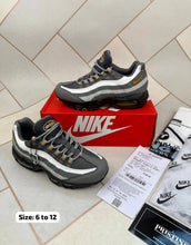 Load image into Gallery viewer, Shoes