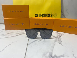 Sunglass
