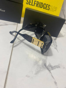 Sunglass