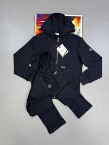 Tracksuit men