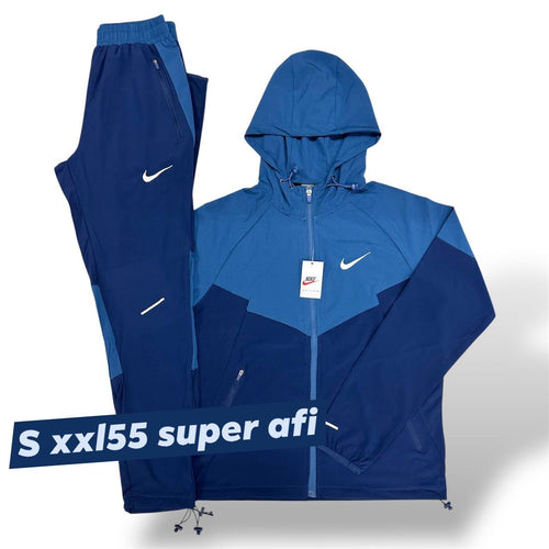 Tracksuit men