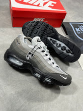 Load image into Gallery viewer, Shoes men