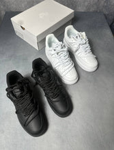 Load image into Gallery viewer, Shoes men