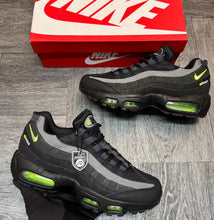 Load image into Gallery viewer, Shoes men