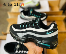 Load image into Gallery viewer, Shoes