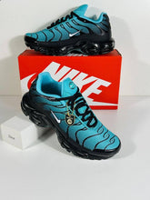 Load image into Gallery viewer, Shoes women