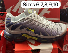 Load image into Gallery viewer, Shoes