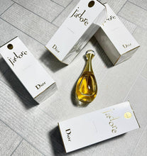 Load image into Gallery viewer, Perfume