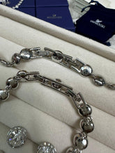 Load image into Gallery viewer, Necklace