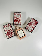 Load image into Gallery viewer, Perfume