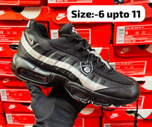 Load image into Gallery viewer, Shoes