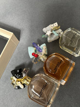 Load image into Gallery viewer, Perfume