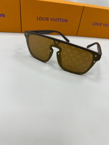 Sunglass