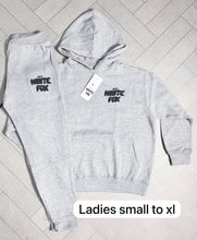 Load image into Gallery viewer, Tracksuit women