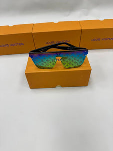 Sunglass