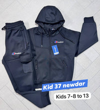 Load image into Gallery viewer, Tracksuit boy