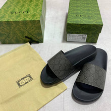 Load image into Gallery viewer, Slipper