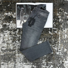 Load image into Gallery viewer, Jeans