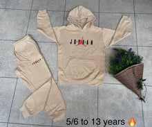 Load image into Gallery viewer, Tracksuit