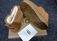 Load image into Gallery viewer, Shoes