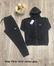 Load image into Gallery viewer, Tracksuit boy