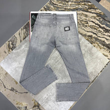 Load image into Gallery viewer, Jeans