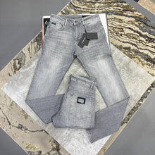 Load image into Gallery viewer, Jeans