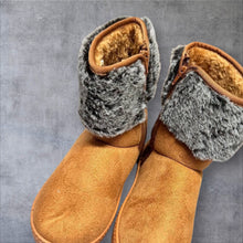 Load image into Gallery viewer, Shoes