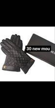 Load image into Gallery viewer, Glove