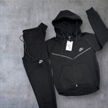 Load image into Gallery viewer, Tracksuit boy