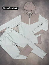 Load image into Gallery viewer, Tracksuit
