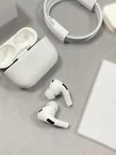 Load image into Gallery viewer, Earphone