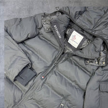 Load image into Gallery viewer, Jacket