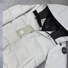 Load image into Gallery viewer, Jacket
