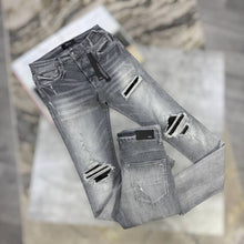 Load image into Gallery viewer, Jeans