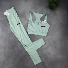 Load image into Gallery viewer, Tracksuit women