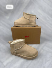 Load image into Gallery viewer, Shoes boy