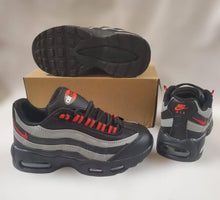 Load image into Gallery viewer, Shoes