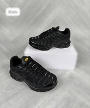 Load image into Gallery viewer, Shoes boy