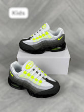 Load image into Gallery viewer, Shoes boy